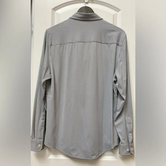 Rhone Commuter Shirt - Picture 3 of 11